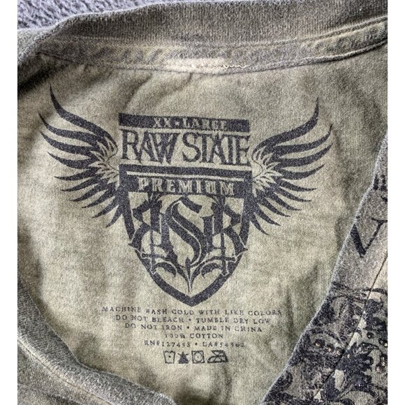 Raw State Premium Graphic TShirt XXL V-Neck Gothic Cross Fleur De Lis Y2K Grunge - Picture 5 of 7